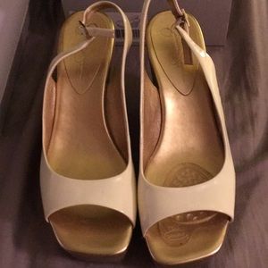 Jessica Simpson wedges